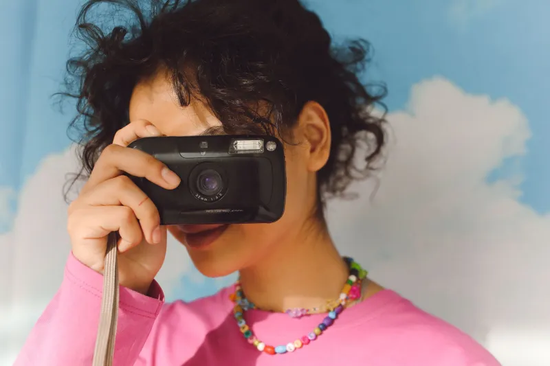 Offline by Choice: The Young Americans Trading Smartphones for Simpler Tech